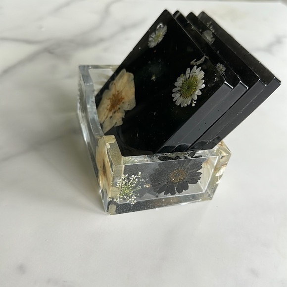 Handmade floral coasters - Picture 3 of 5